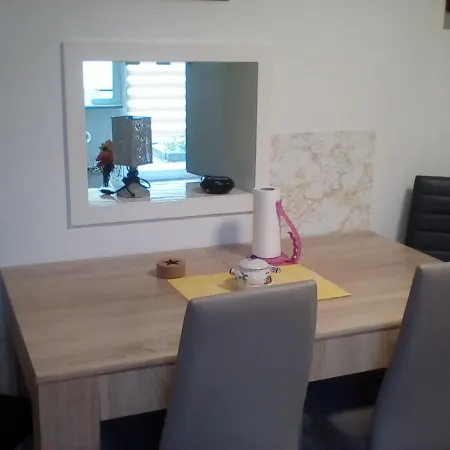 Apartmán Ferienwohnung Am Geiersberg Nr.1 *